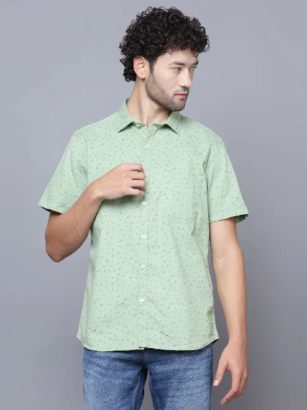 Versatile Wear Men's Light Green Casual Floral Ditsy Print Half Sleeve Shirt